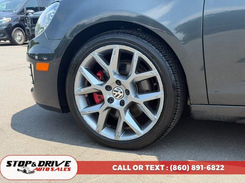 Used 2013 Volkswagen GTI Driver's Edition FWD image 9