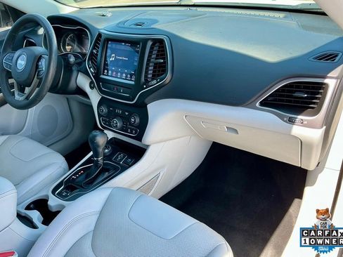 Used 2022 Jeep Cherokee Latitude Lux w/ Sun & Sound Group image 26