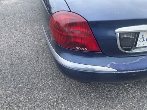 Used 2002 Lincoln Continental FWD image 7