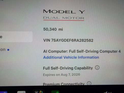 Used 2024 Tesla Model Y Performance AWD/4WD image 16