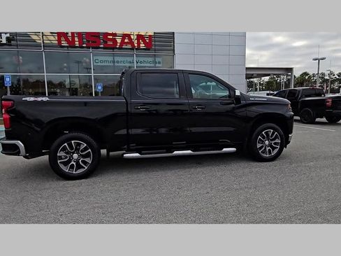 Used 2019 Chevrolet Silverado 1500 LT w/ All-Star Edition image 29