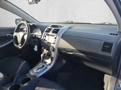 Used 2013 Toyota Corolla S image 17