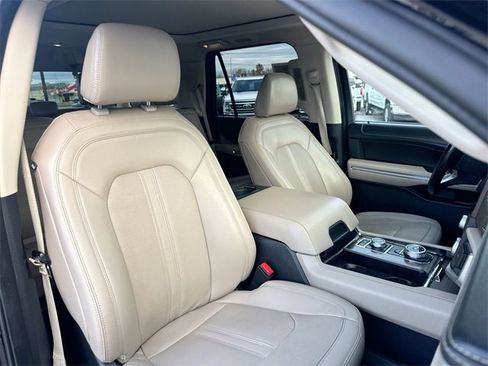 Certified 2022 Ford Expedition Limited image 31