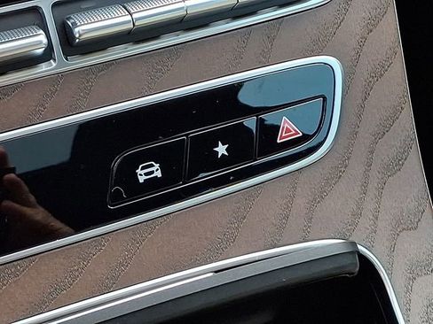 Used 2022 Mercedes-Benz E 350 Sedan image 33