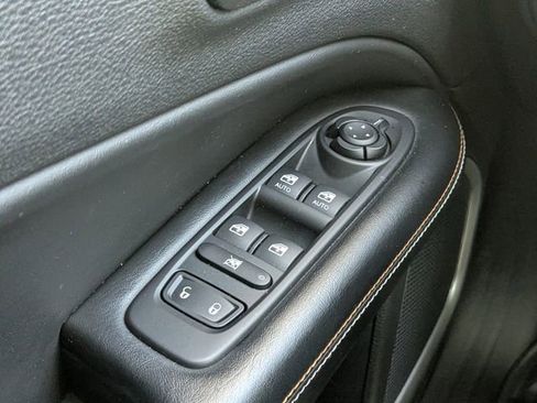 Used 2020 Jeep Compass Latitude w/ Popular Equipment Group image 27