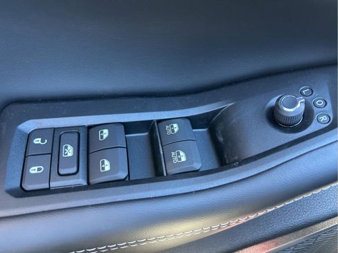 New 2026 Jeep Grand Cherokee Limited RWD image 24