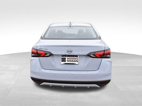 New 2025 Nissan Versa SV w/ Trunk Package FWD image 6