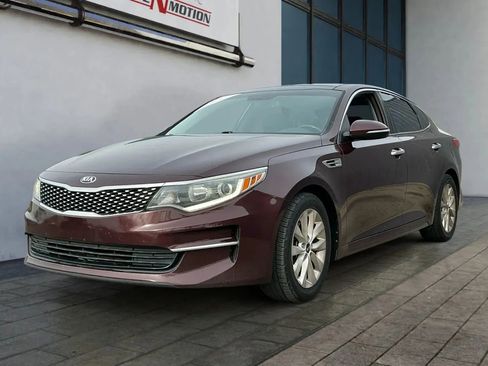 Used 2018 Kia Optima EX w/ Premium Package image 7