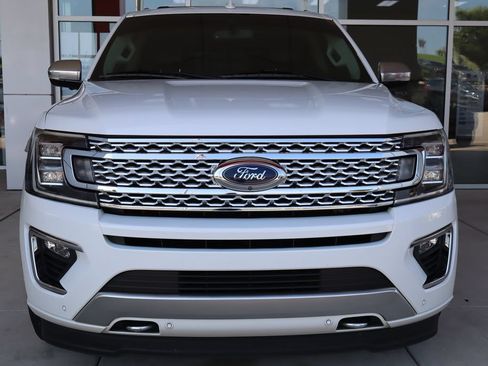 Used 2021 Ford Expedition Platinum AWD/4WD image 2