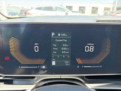 New 2026 Kia Carnival FWD image 11