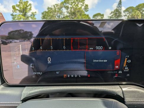 Used 2025 Ford Mustang Premium RWD image 33