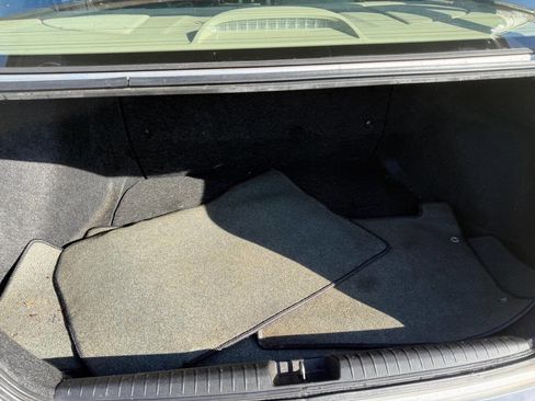 Used 2006 Honda Civic Hybrid Sedan image 8