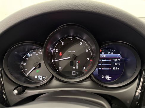 Certified 2025 Porsche Macan image 53