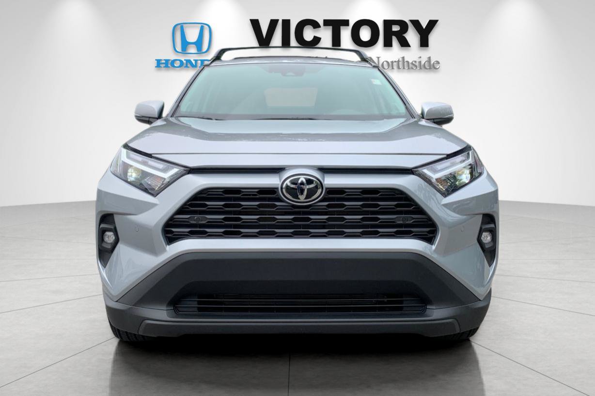 Used 2025 Toyota RAV4 XLE Premium w/ Weather Package AWD/4WD image 8