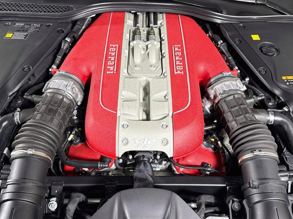 Certified 2023 Ferrari 812 GTS RWD image 5