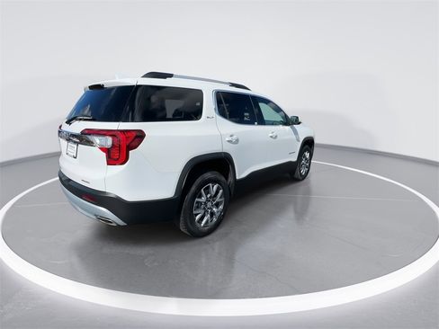 Used 2023 GMC Acadia SLT w/ LPO, Floor Liner Package image 8
