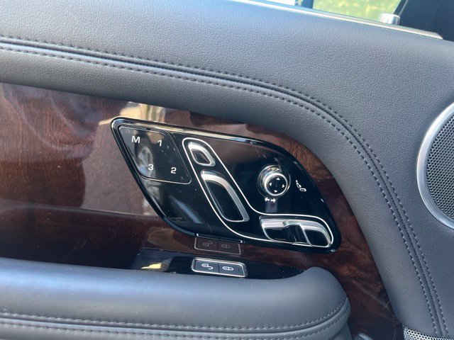 Used 2019 Land Rover Range Rover HSE AWD/4WD image 11