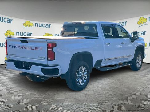 Used 2024 Chevrolet Silverado 2500 High Country w/ High Country Premium Package image 6