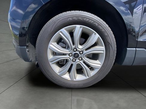 Used 2024 Ford Edge Titanium AWD/4WD image 4