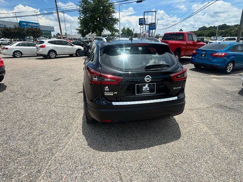 Used 2022 Nissan Rogue Sport SV w/ Technology Package AWD/4WD image 24