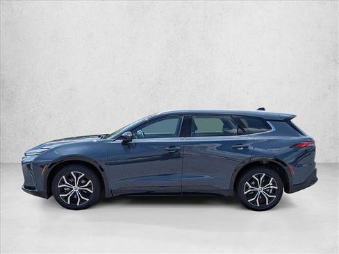 Used 2025 Toyota Crown Signia AWD/4WD image 8