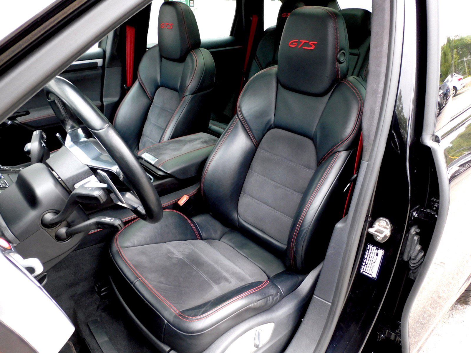 Used 2016 Porsche Cayenne GTS AWD/4WD image 14