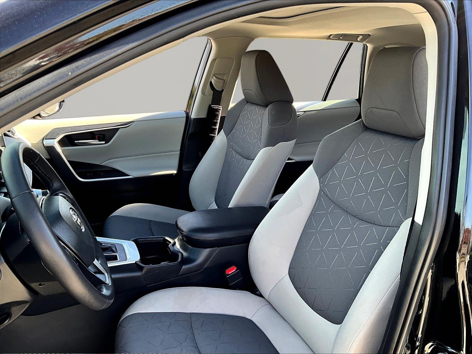 Used 2023 Toyota RAV4 XLE w/ Convenience Package AWD/4WD image 21