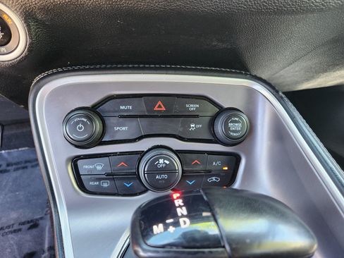 Used 2022 Dodge Challenger SXT w/ Blacktop Package RWD image 10