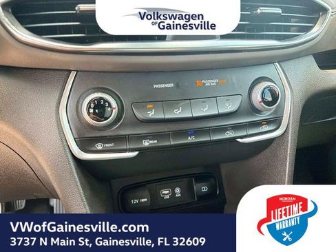 Used 2020 Hyundai Santa Fe SE AWD/4WD image 22