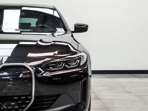 Used 2023 BMW i4 eDrive40 RWD image 4