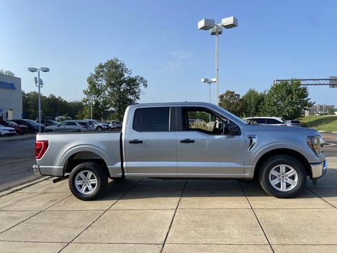 Used 2023 Ford F150 XLT RWD image 13