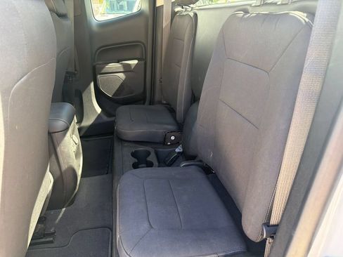 Used 2022 Chevrolet Colorado LT w/ Fleet Safety Package RWD image 14
