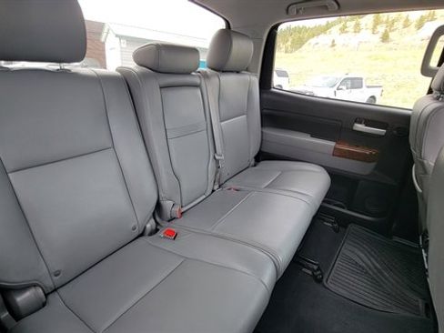 Used 2013 Toyota Tundra Limited w/ Memory Pkg AWD/4WD image 29