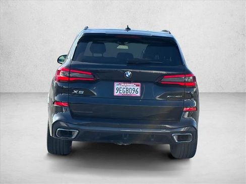 Used 2023 BMW X5 xDrive40i w/ M Sport Package image 6