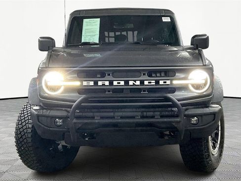 Used 2022 Ford Bronco Big Bend w/ Sasquatch Package image 2