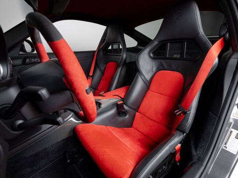 Used 2011 Porsche 911 GT2 RS image 26