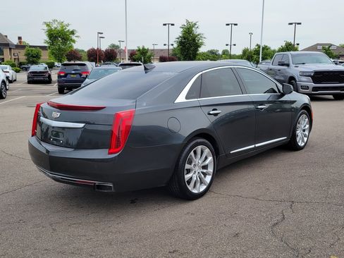 Used 2017 Cadillac XTS Luxury AWD/4WD image 4