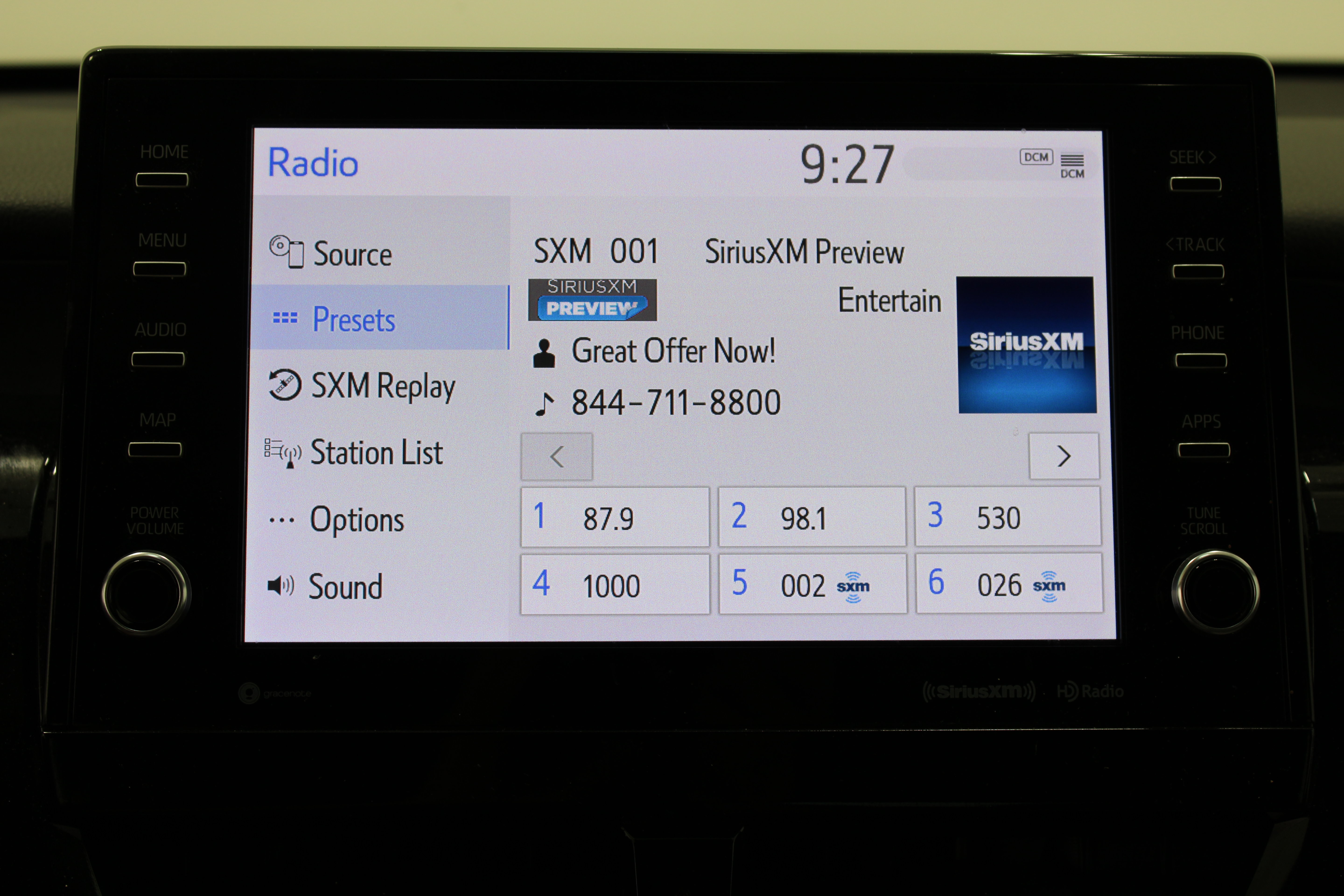Used 2023 Toyota Camry XLE FWD image 19