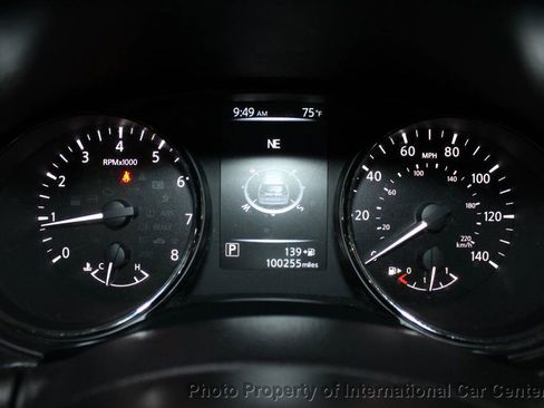 Used 2017 Nissan Rogue SV w/ SV Premium Package image 18