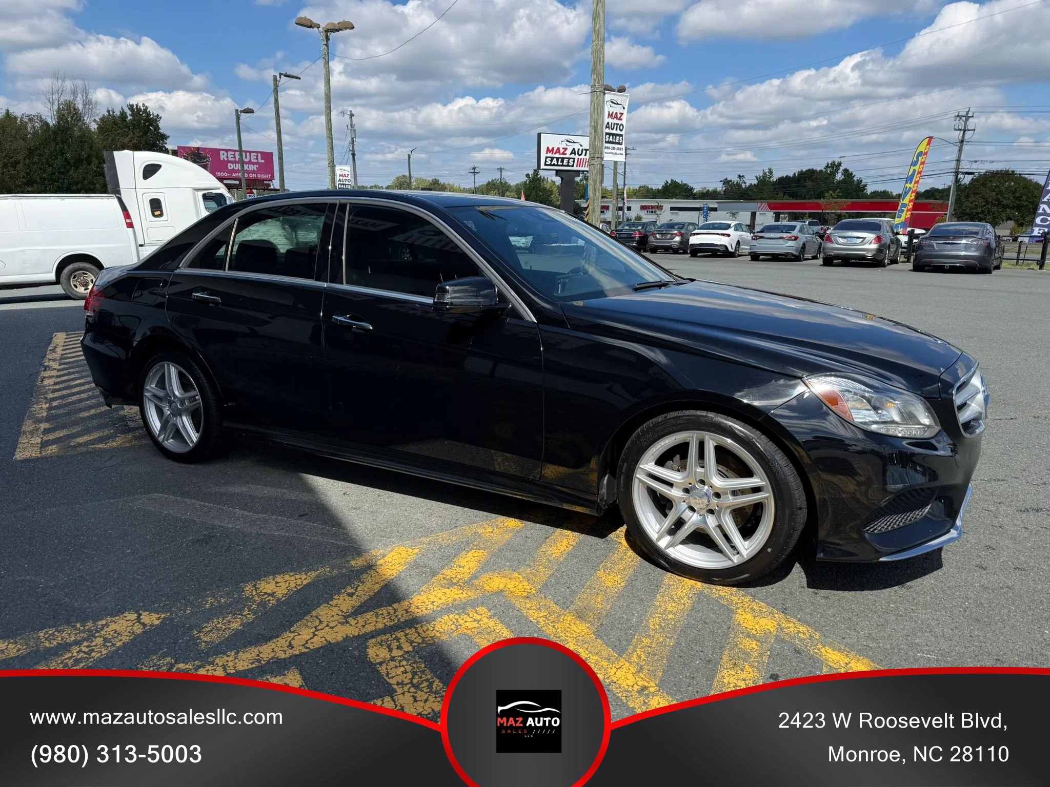 Used 2014 Mercedes-Benz E 350 Sedan image 3