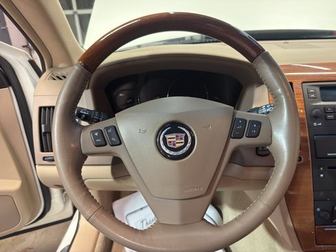 Used 2007 Cadillac STS w/ Preferred Equipment Group AWD/4WD image 17