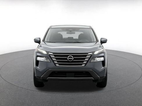 Used 2025 Nissan Rogue SV AWD/4WD image 2