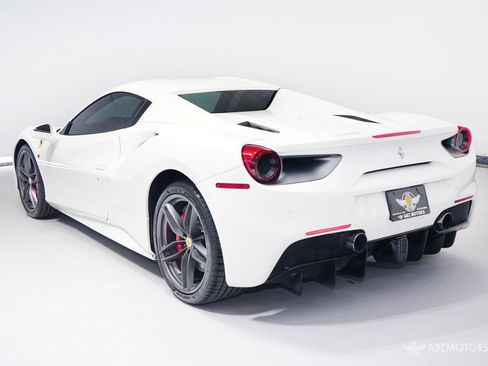 Used 2019 Ferrari 488 Spider RWD image 6