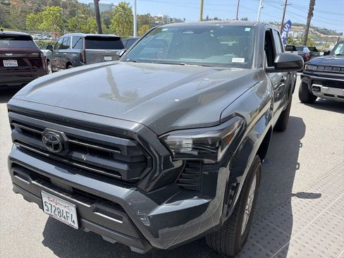 Used 2025 Toyota Tacoma SR RWD image 2