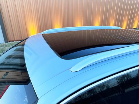 Used 2019 Porsche Cayenne image 28