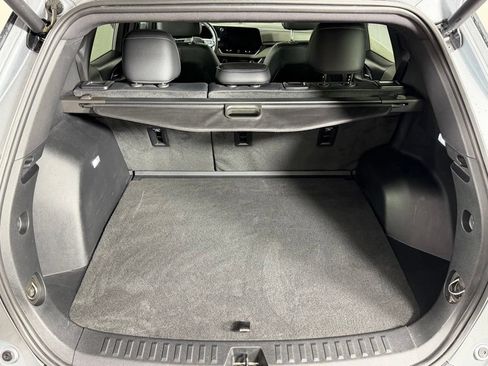 Used 2025 Chevrolet Equinox LT w/ Convenience Package II AWD/4WD image 23