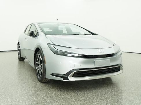 New 2026 Toyota Prius Plug-In Hybrid FWD image 30