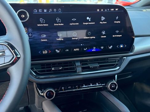 New 2026 Chevrolet Equinox EV RS image 12