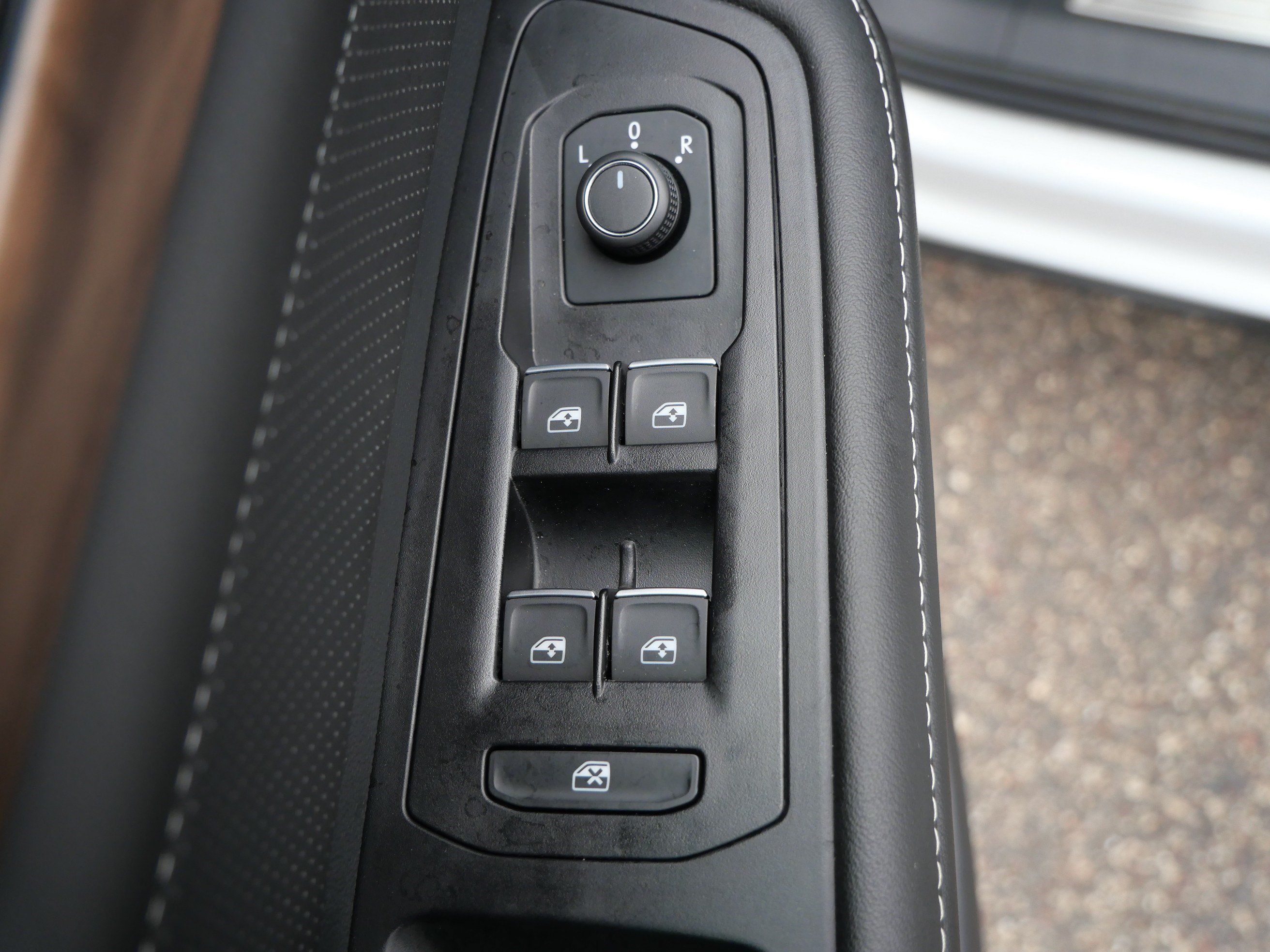 Certified 2026 Volkswagen Atlas SE AWD/4WD image 20