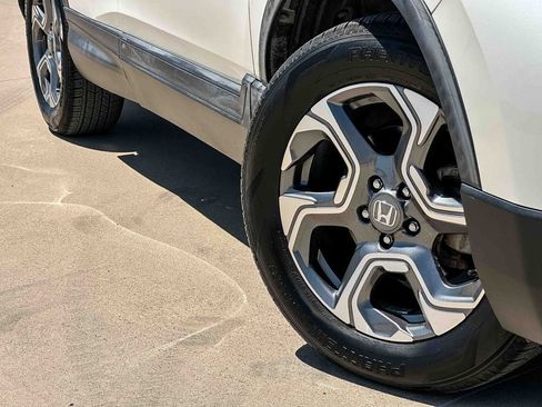 Used 2018 Honda CR-V EX image 9